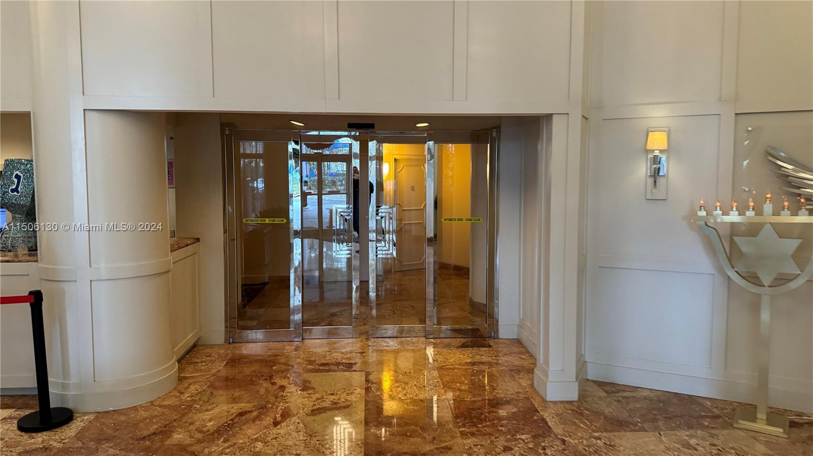 3600 Mystic Pointe Dr Unit: PH1