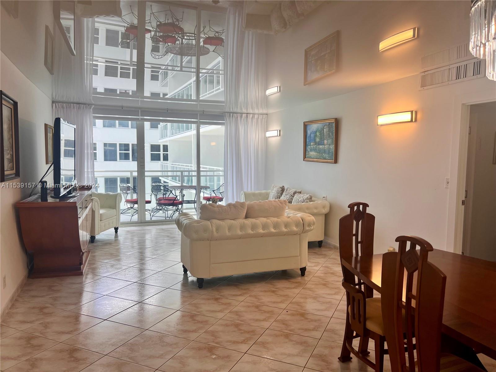 2030 S Ocean Dr # 2018