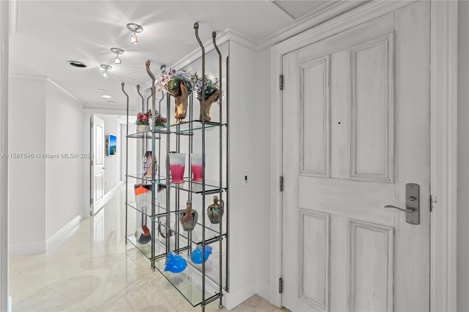 6000 Island Blvd # 2206
