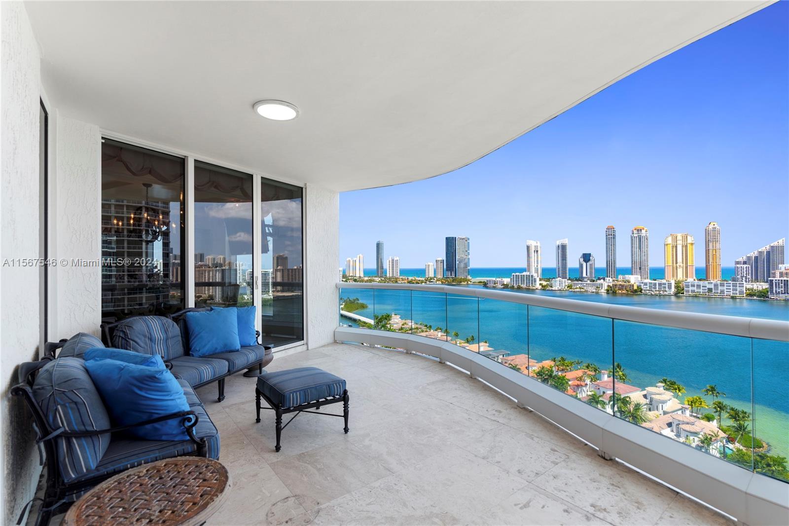 6000 Island Blvd # 2206