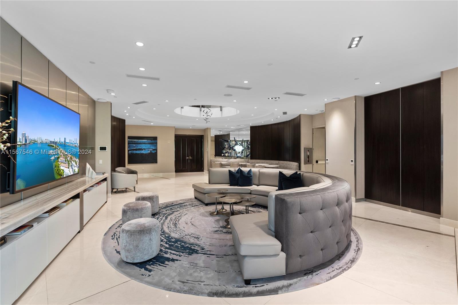 6000 Island Blvd # 2206
