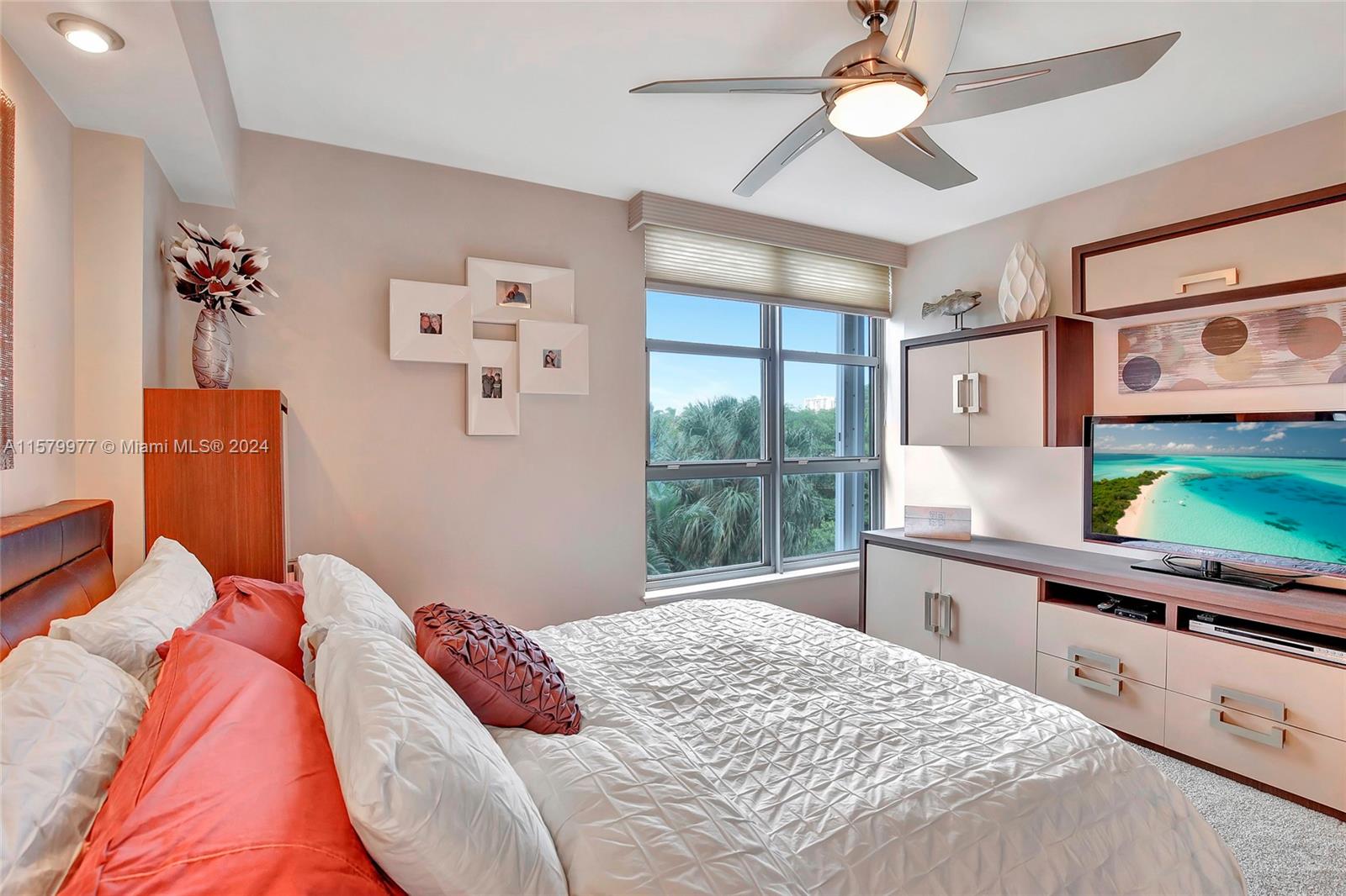 3500 Mystic Pointe Dr # 304