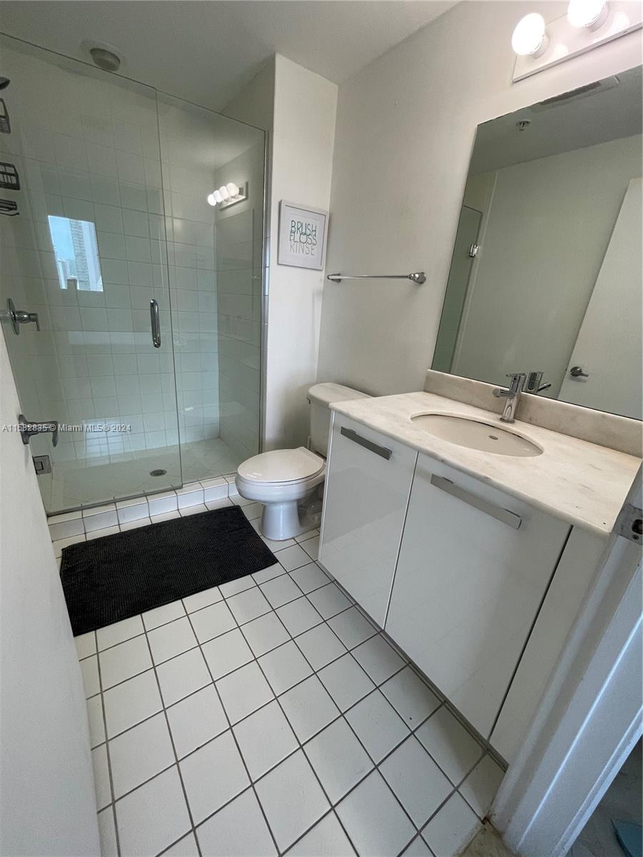 601 NE 36th St # 2403