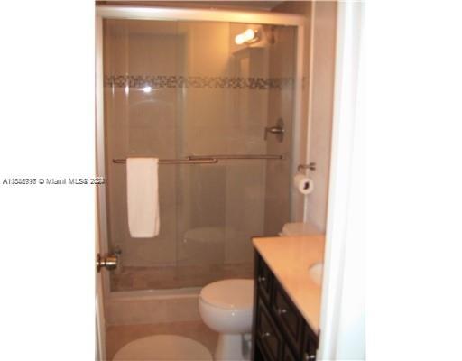 1001 Three Islands Blvd # 40