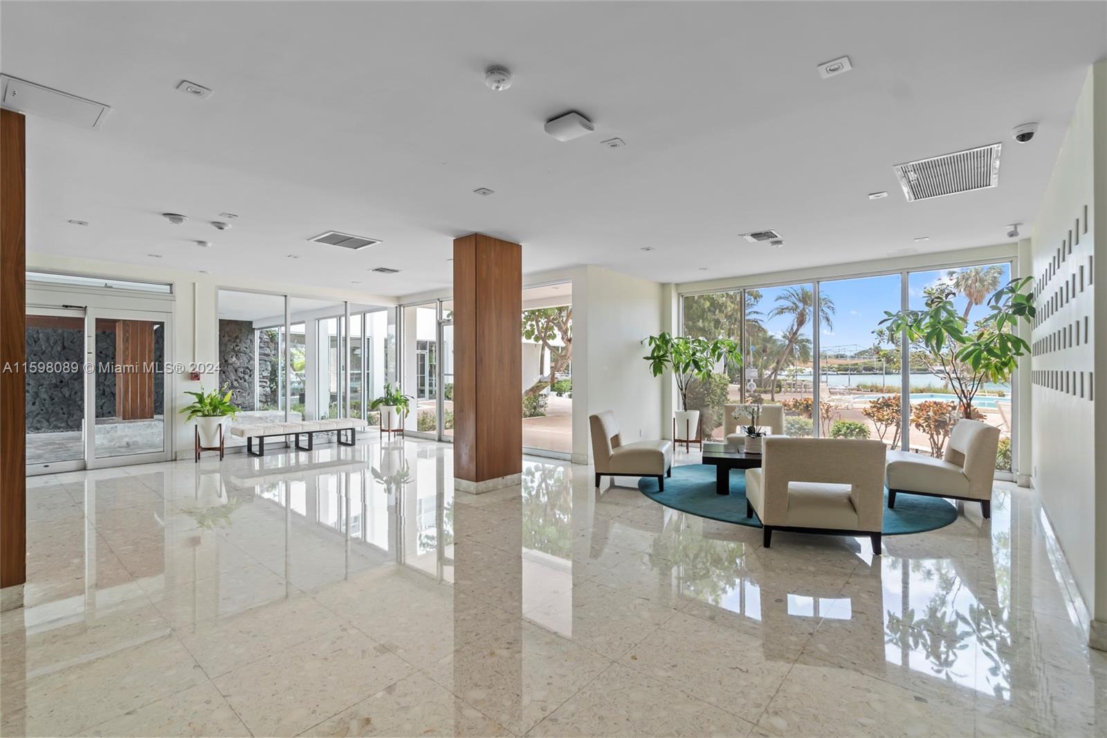9102 W Bay Harbor Dr # B Unit: 10-B
