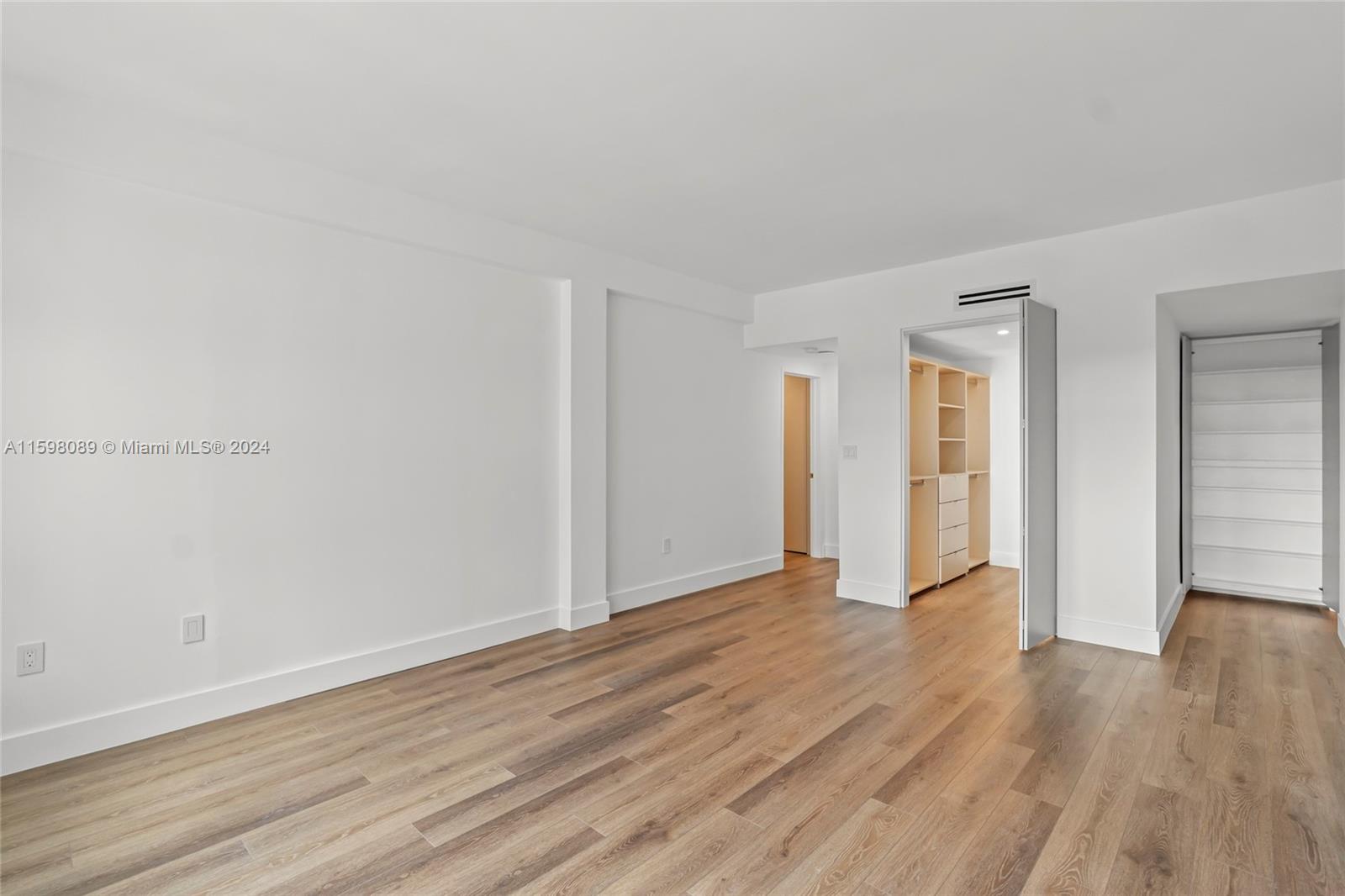 9102 W Bay Harbor Dr # B Unit: 10-B