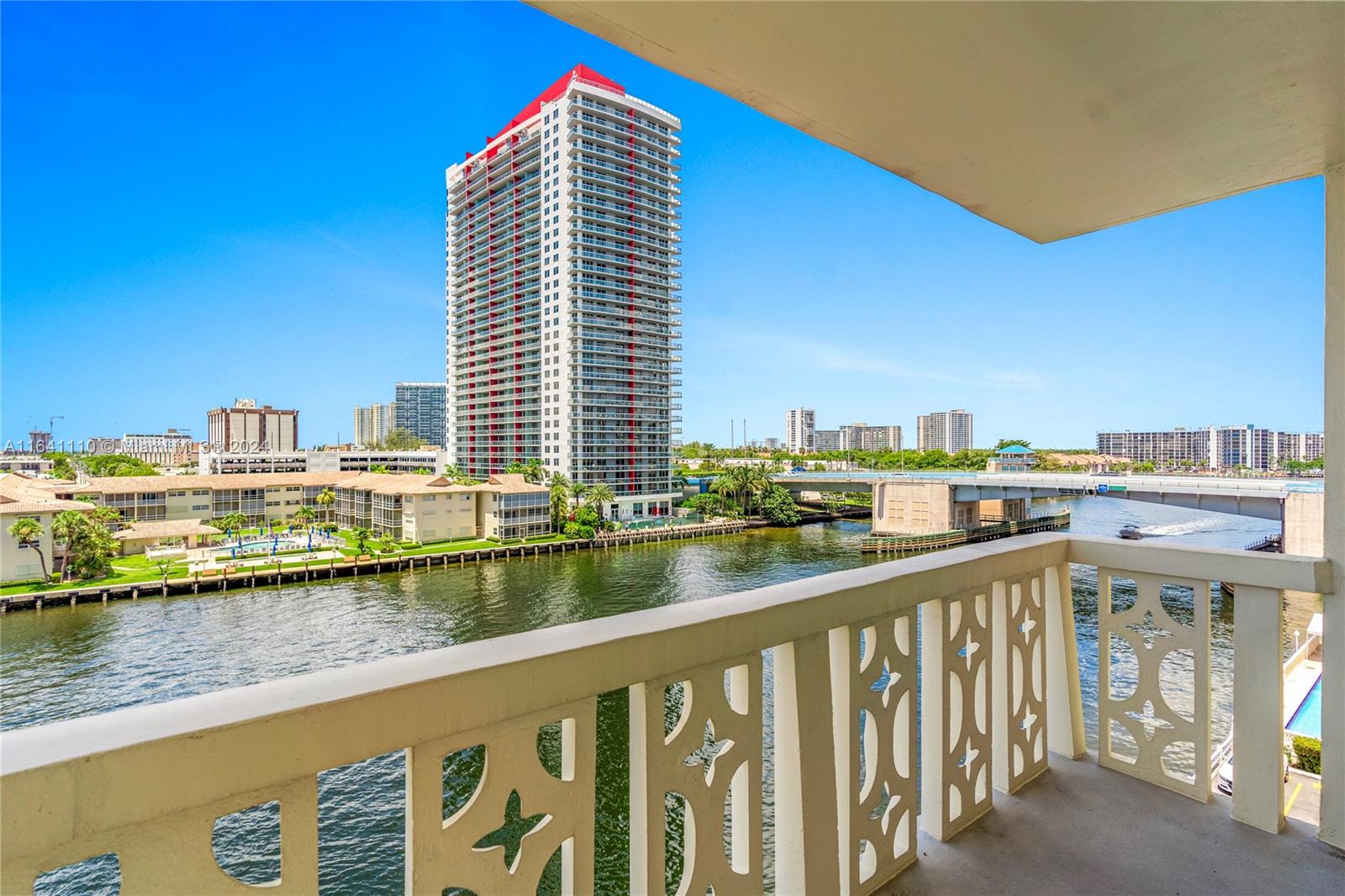 1817 S Ocean Dr # 621