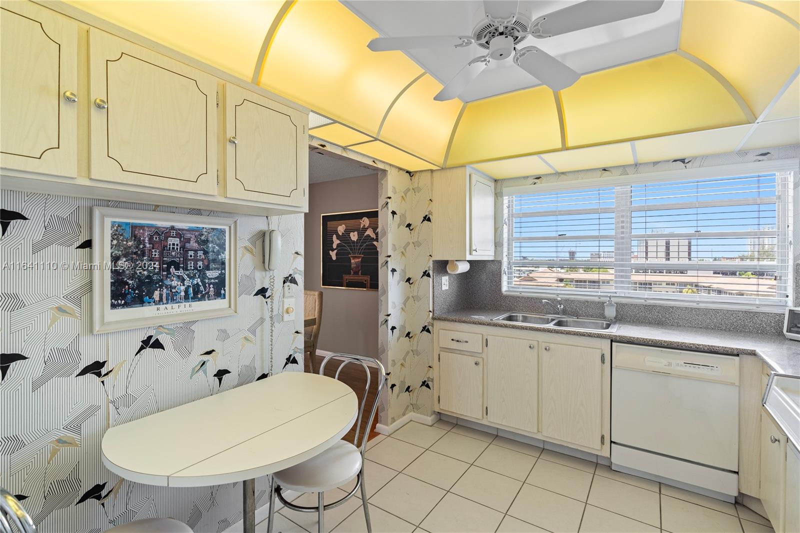 1817 S Ocean Dr # 621
