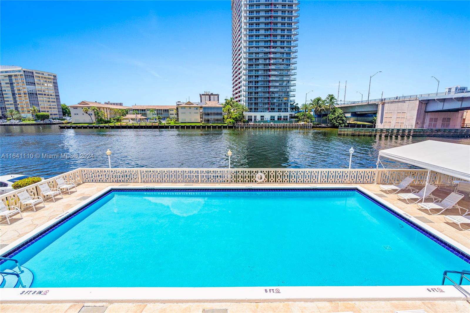 1817 S Ocean Dr # 621