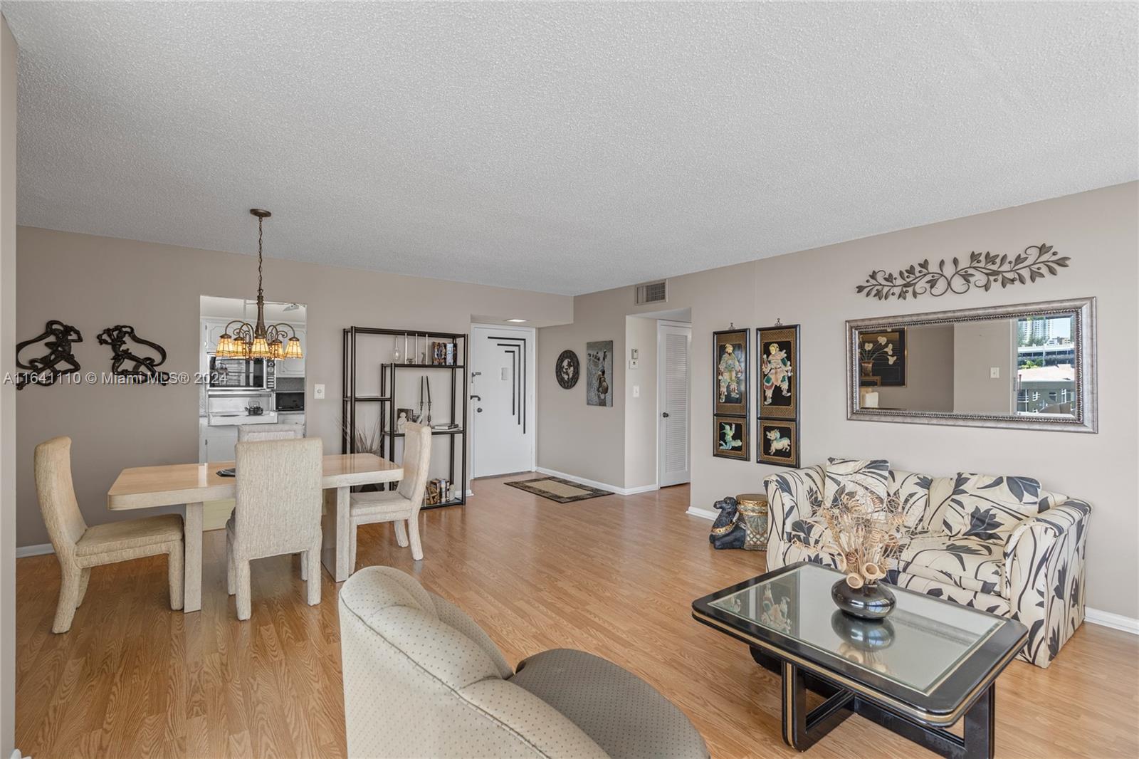 1817 S Ocean Dr # 621