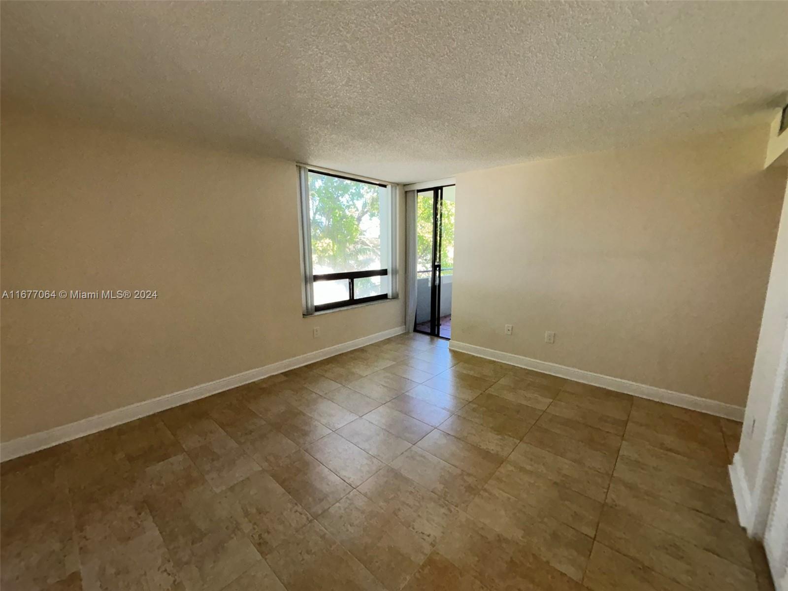 21075 NE 34 Ave # 2 Unit: 404-2