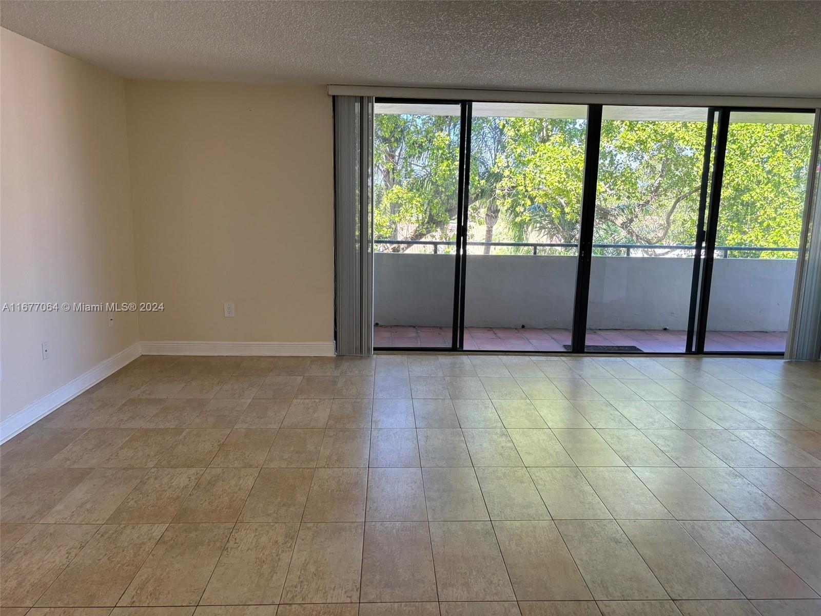 21075 NE 34 Ave # 2 Unit: 404-2