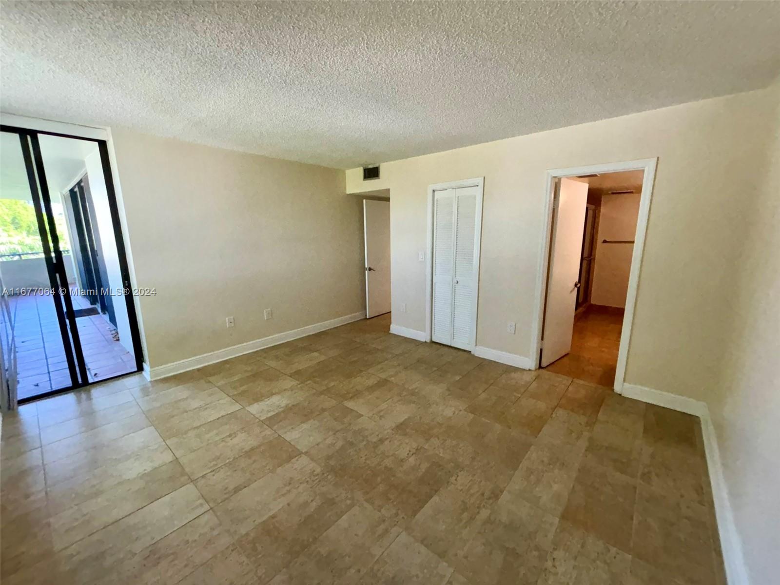 21075 NE 34 Ave # 2 Unit: 404-2