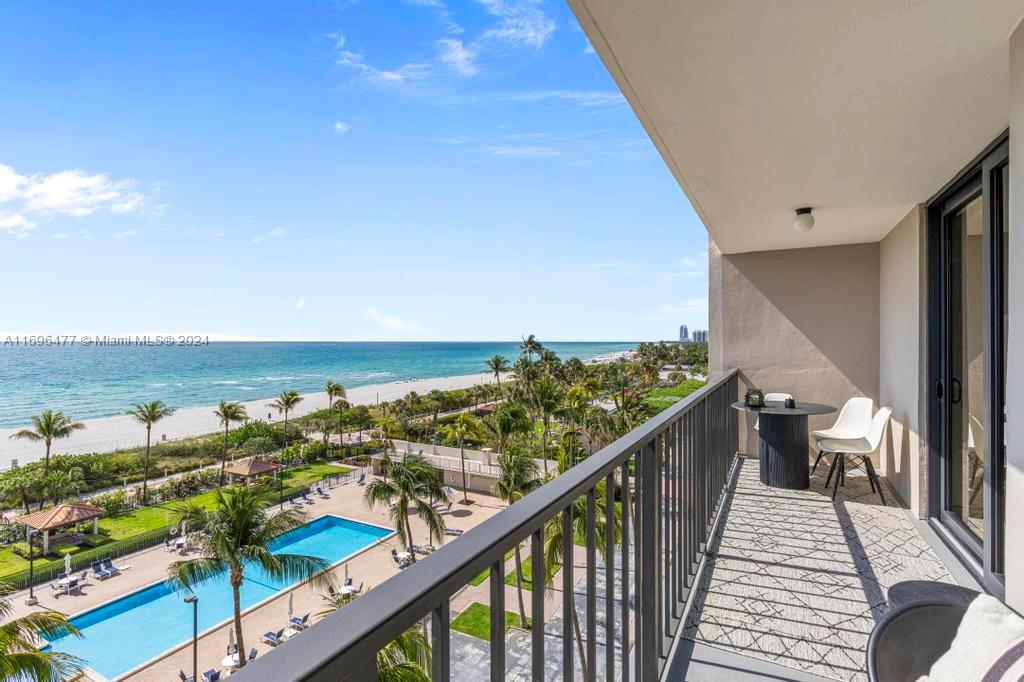 2625 Collins Ave # 707