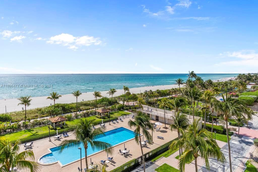 2625 Collins Ave # 707
