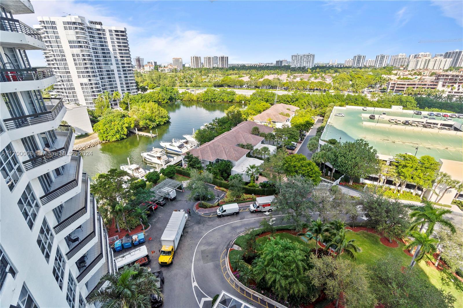 3530 Mystic Pointe Dr # 1408