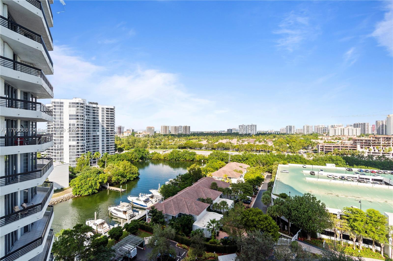 3530 Mystic Pointe Dr # 1408