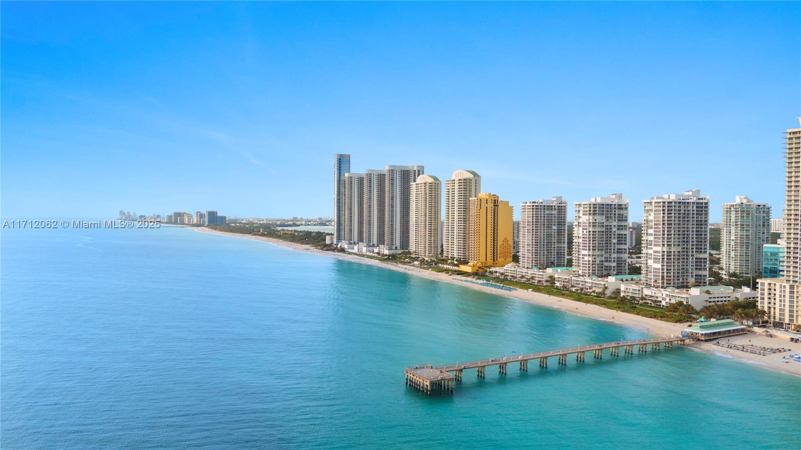 16485 Collins Ave # 532