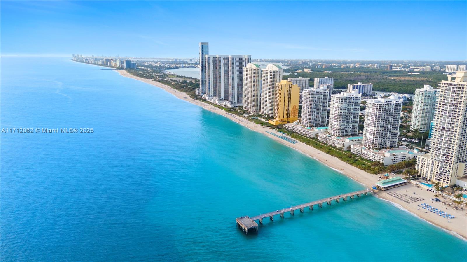 16485 Collins Ave # 532