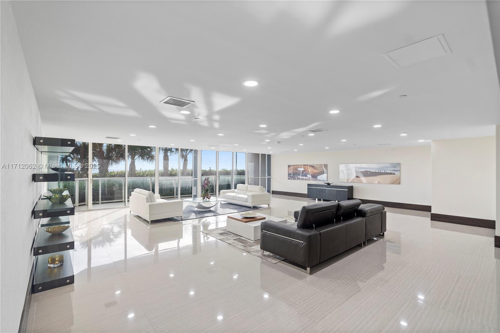 16485 Collins Ave # 532