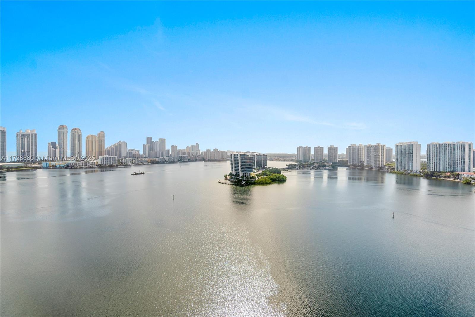 3530 Mystic Pointe Dr # 2515