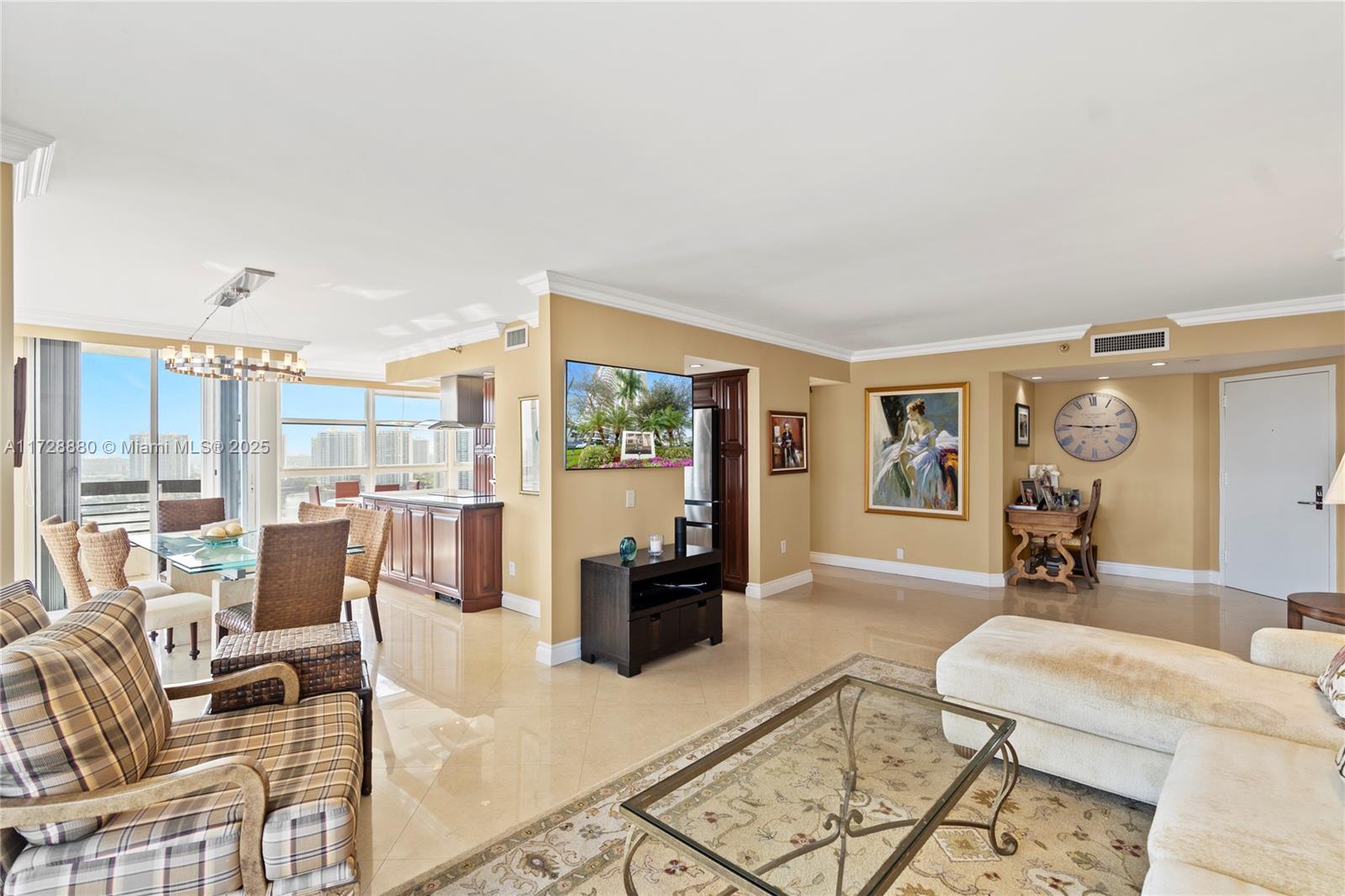 3530 Mystic Pointe Dr # 2515