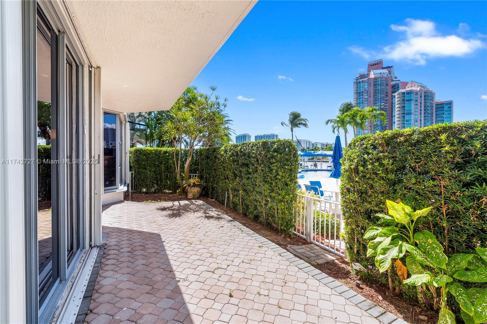 3530 Mystic Pointe Dr # 102