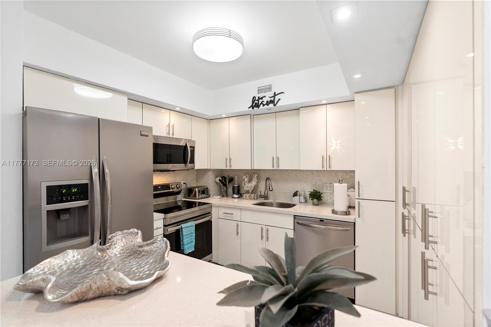 1950 S Ocean Dr # 12H