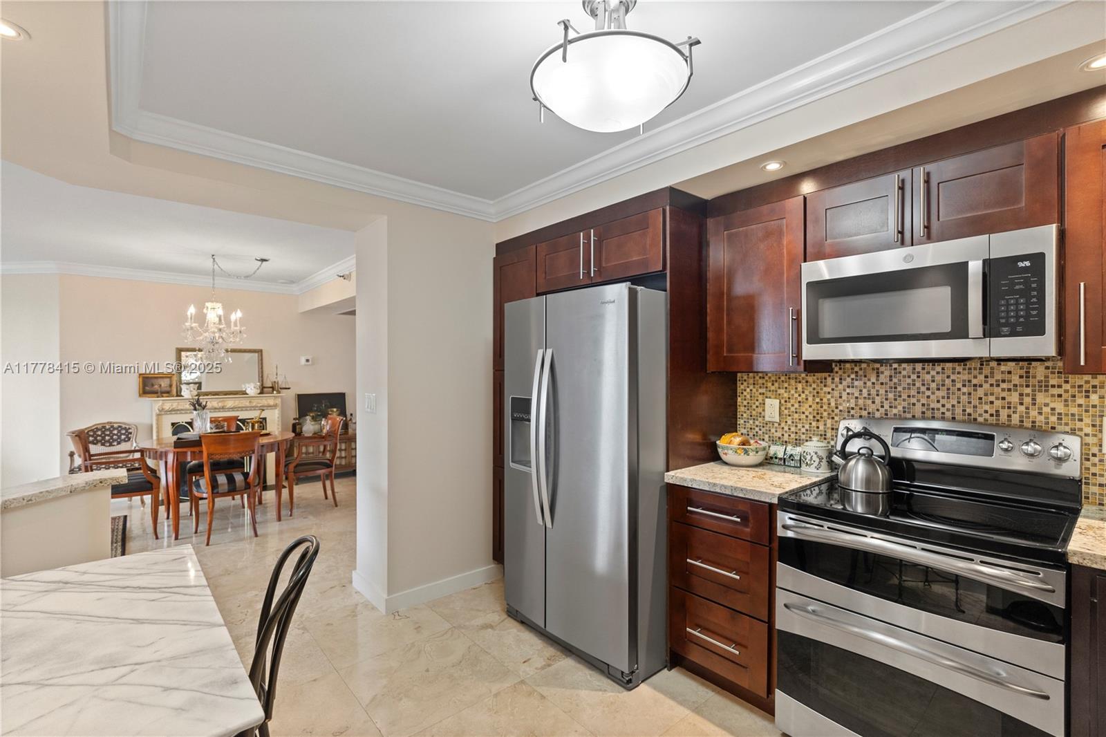 3530 SE Mystic Pointe Dr # 1212