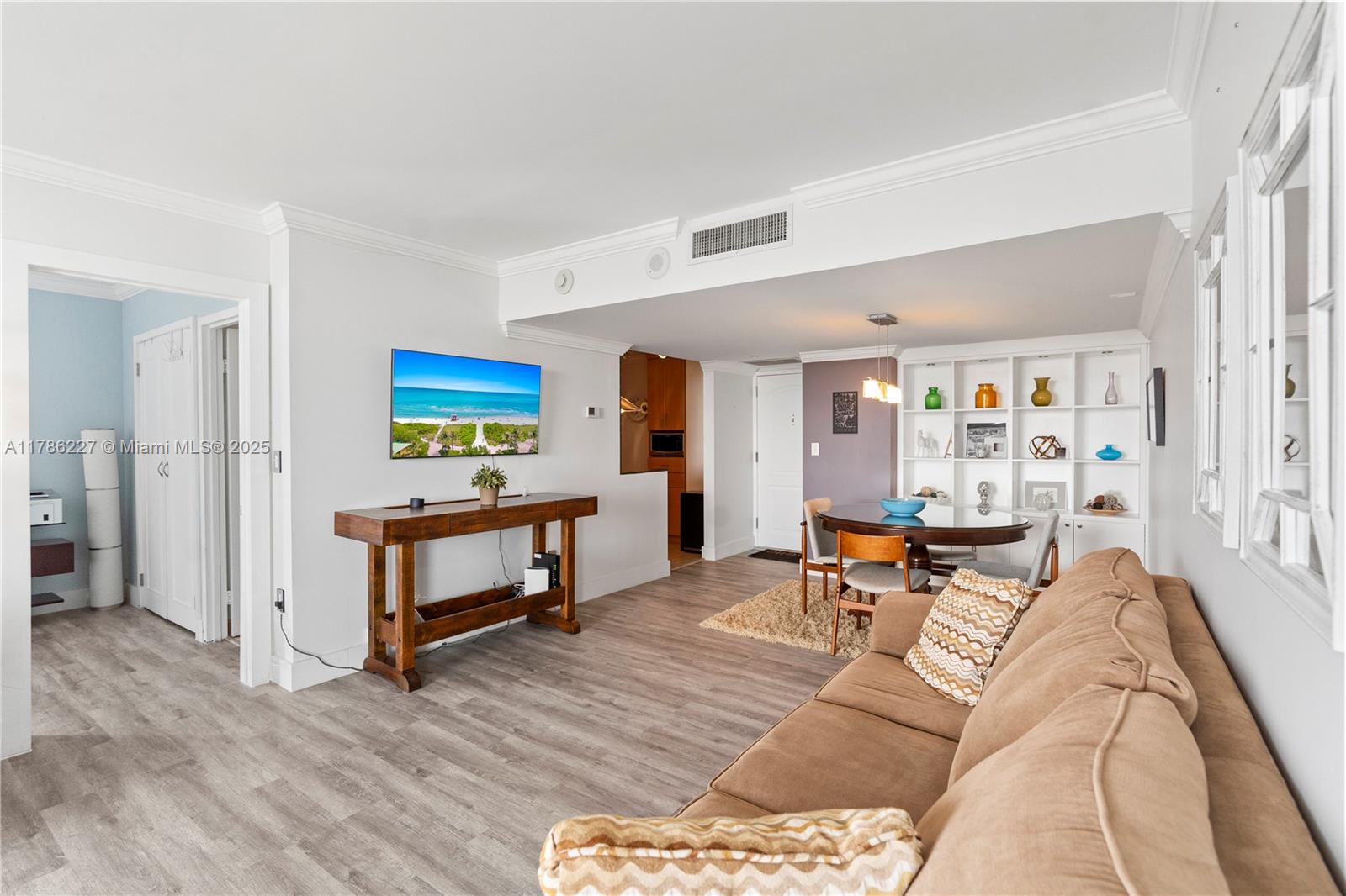 3625 N Country Club Dr # 902