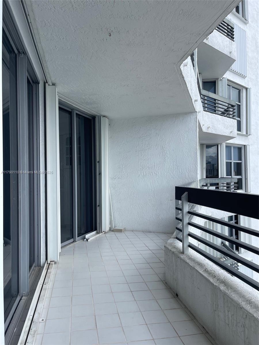 19101 NE 36th Ct # 1110