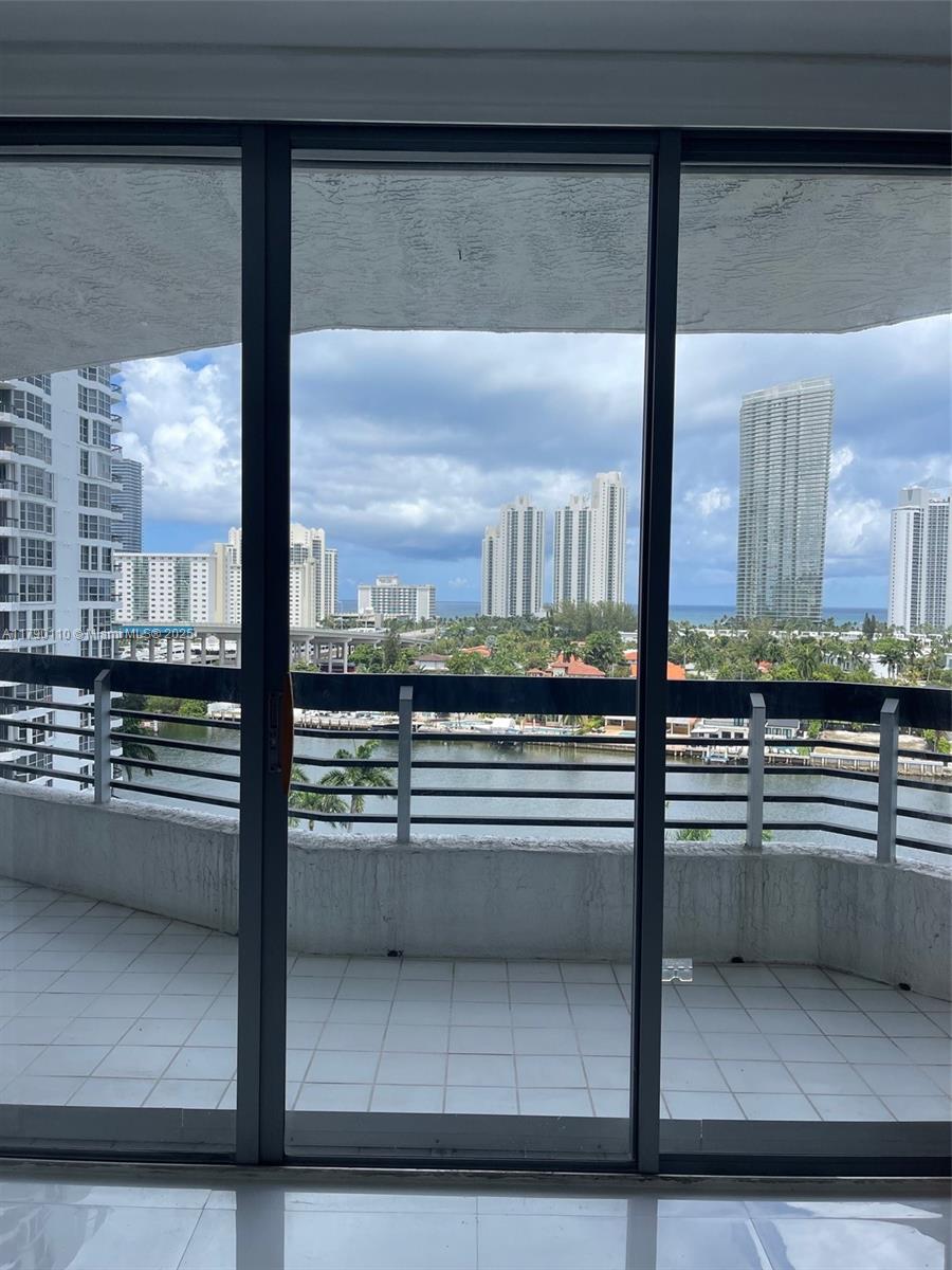 19101 NE 36th Ct # 1110