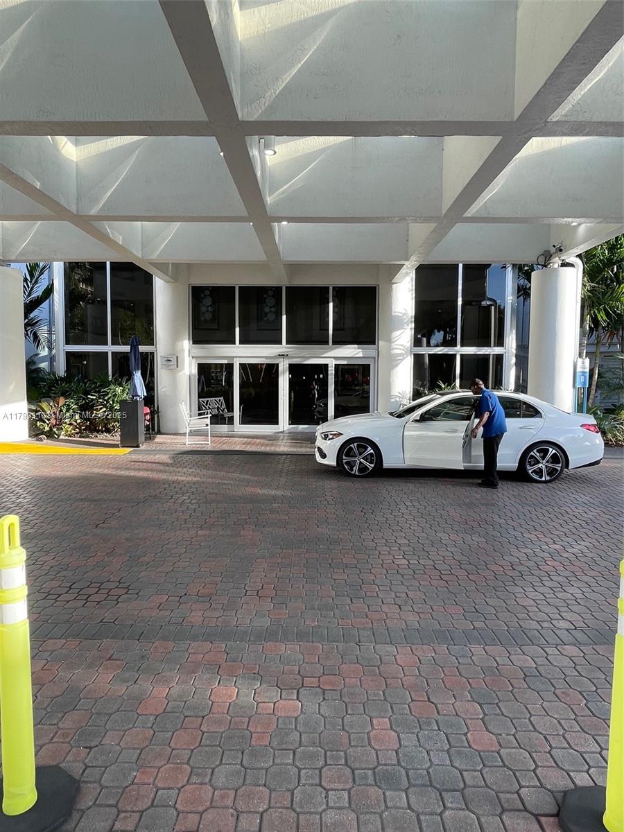 19101 NE 36th Ct # 1110