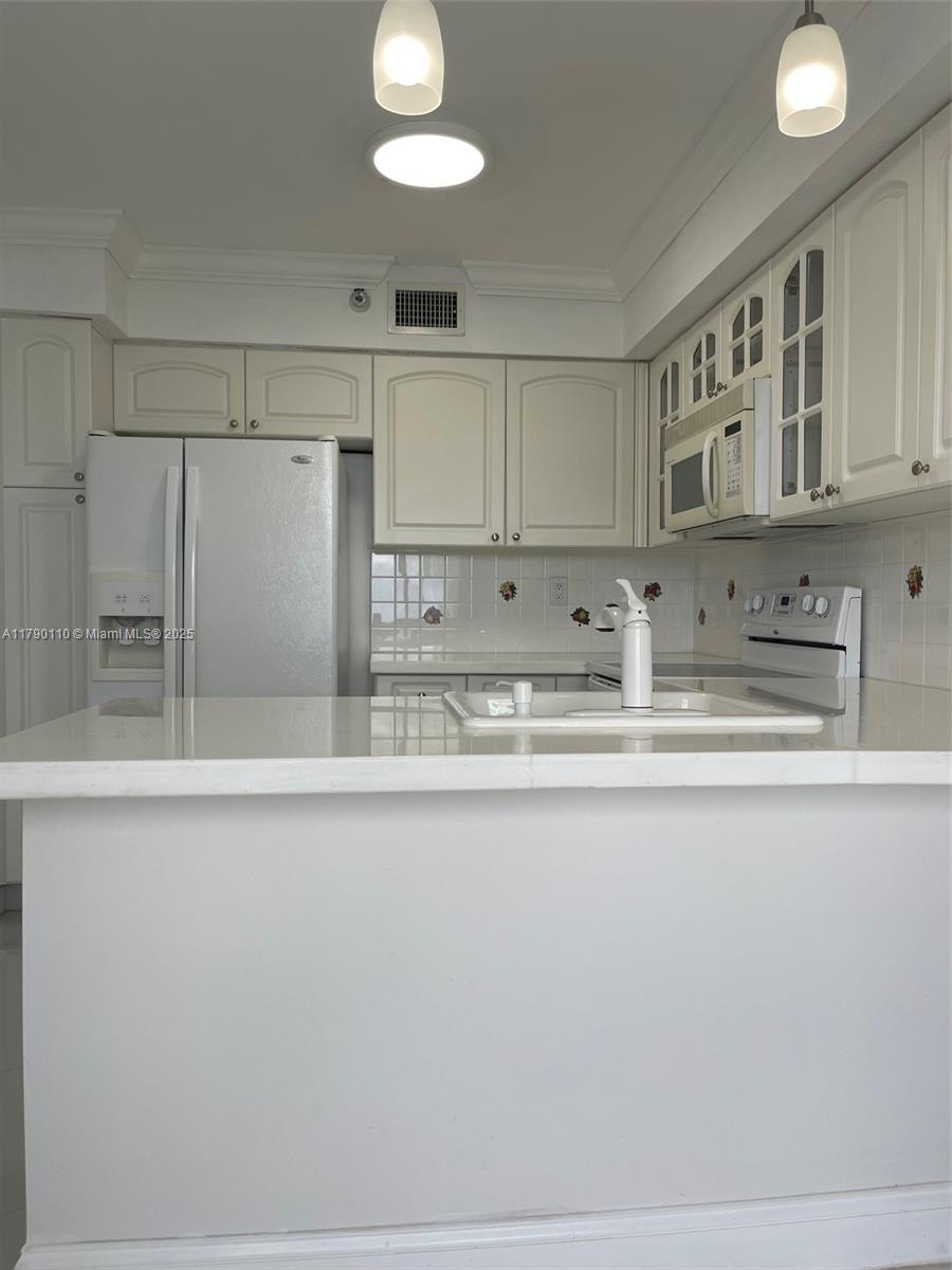 19101 NE 36th Ct # 1110