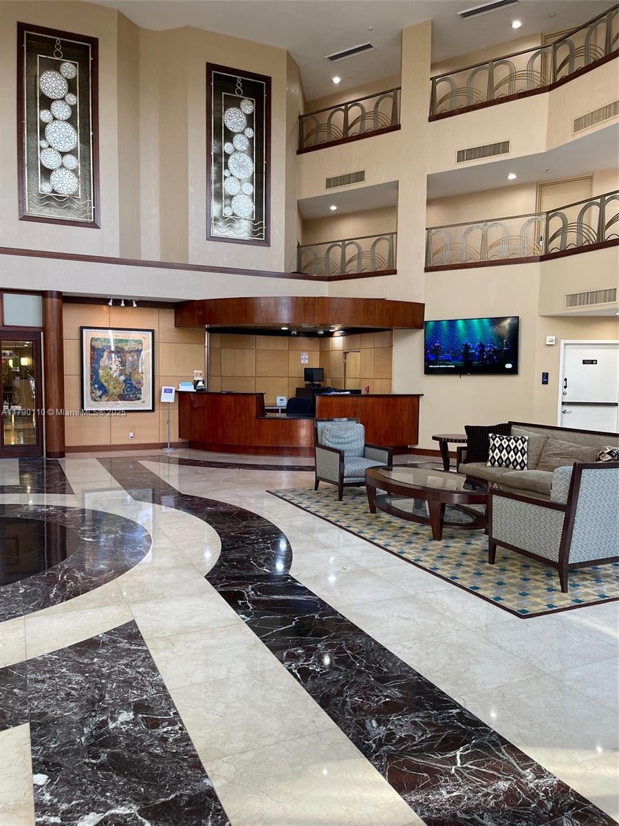 19101 NE 36th Ct # 1110