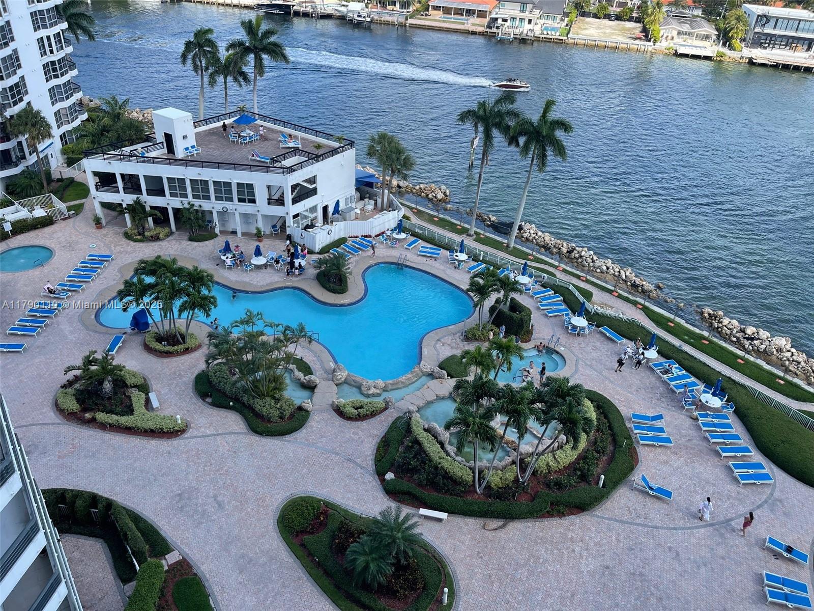 19101 NE 36th Ct # 1110