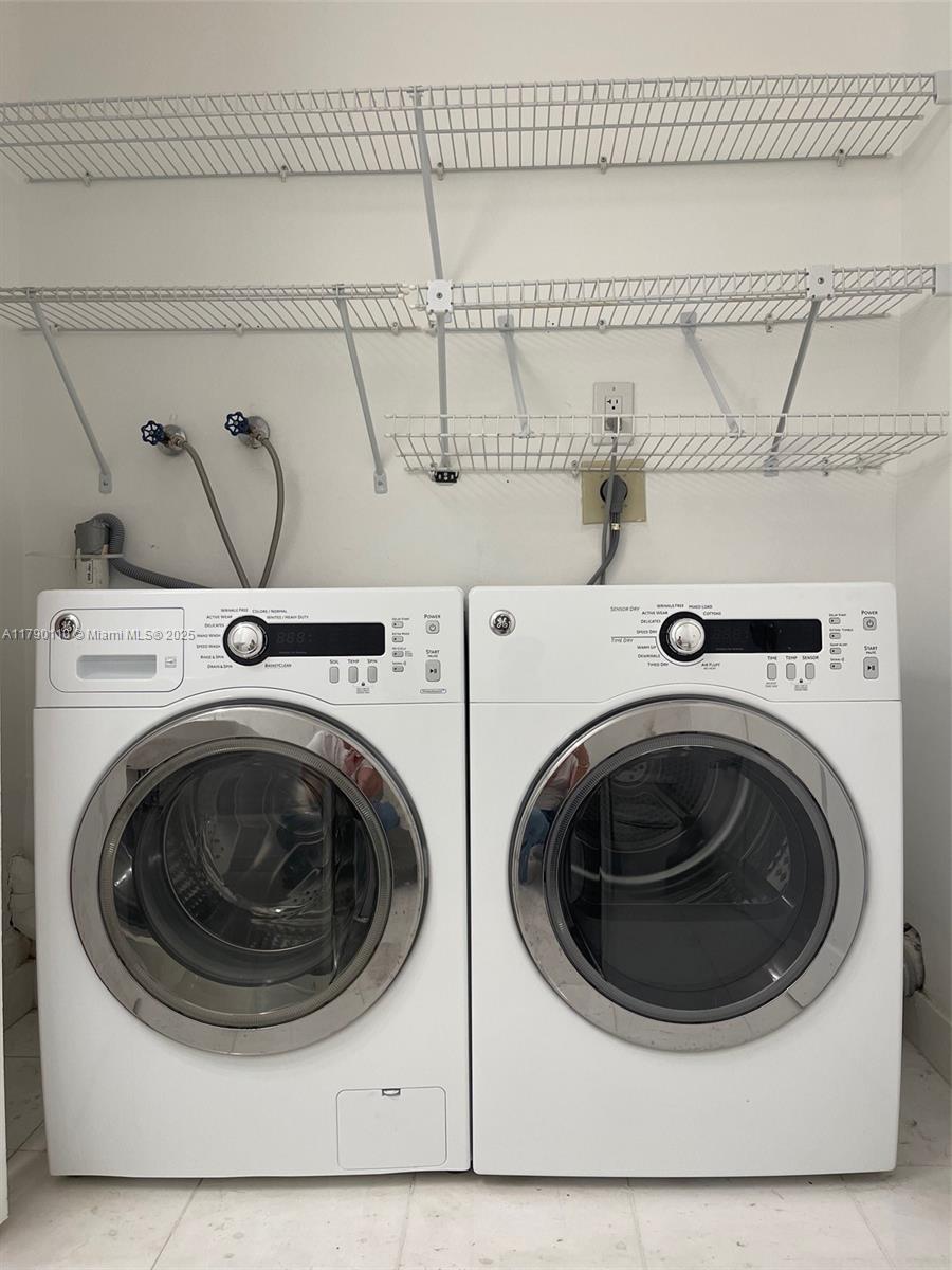 19101 NE 36th Ct # 1110