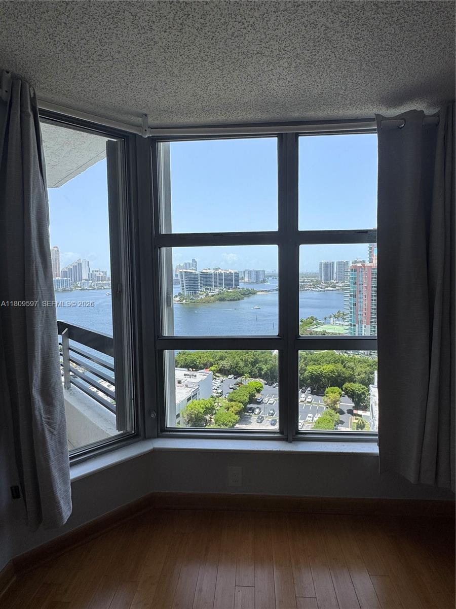 3400 NE 192nd St Unit: LPH3