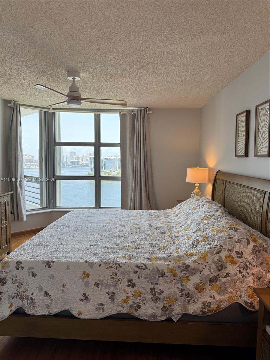 3400 NE 192nd St Unit: LPH3