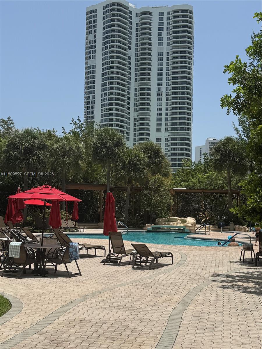 3400 NE 192nd St Unit: LPH3