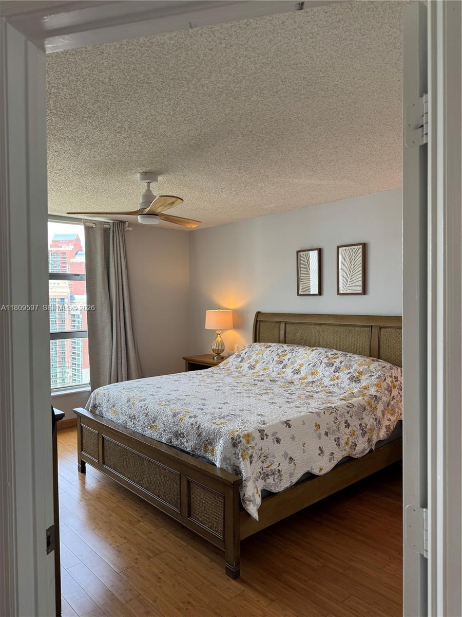 3400 NE 192nd St Unit: LPH3