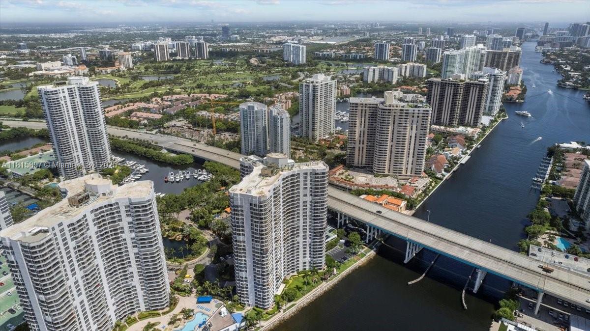 19195 NE 36th Ct # 2004