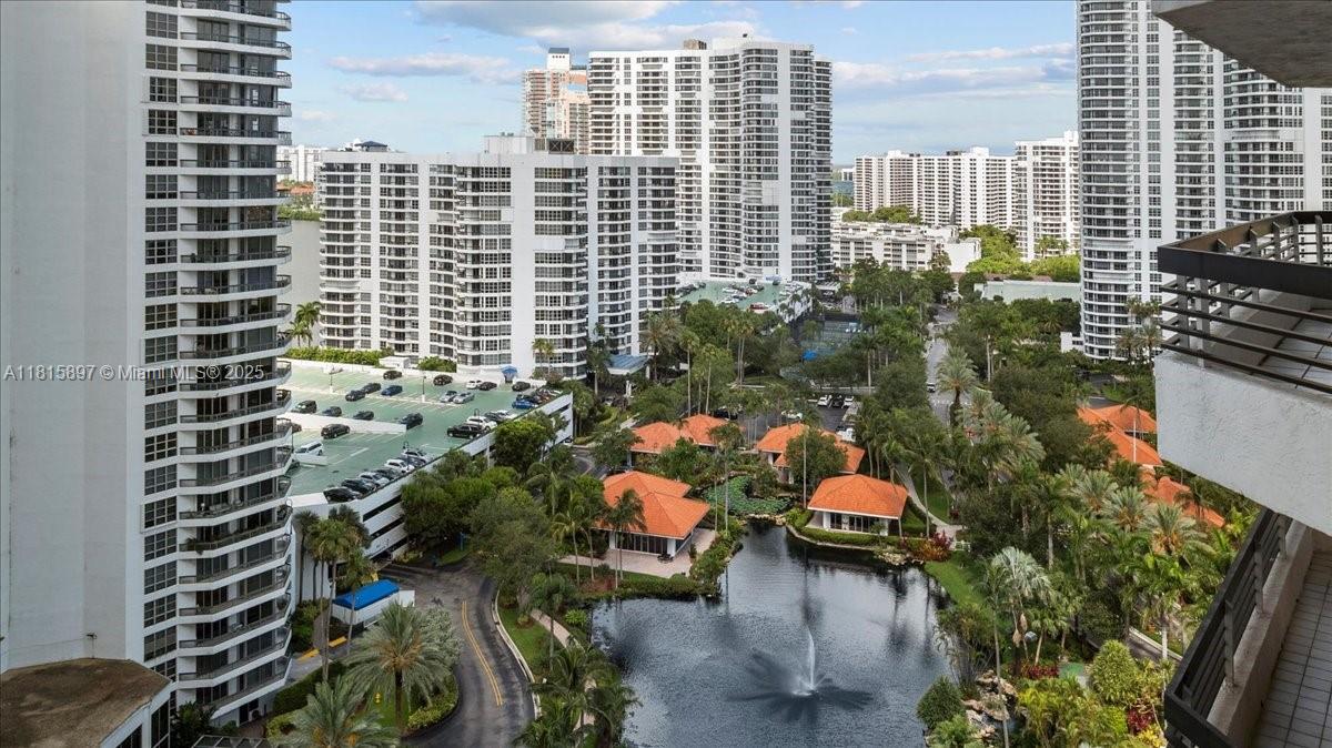 19195 NE 36th Ct # 2004