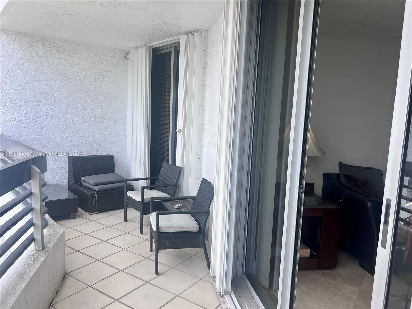 3400 NE 192nd St Unit: LPH2