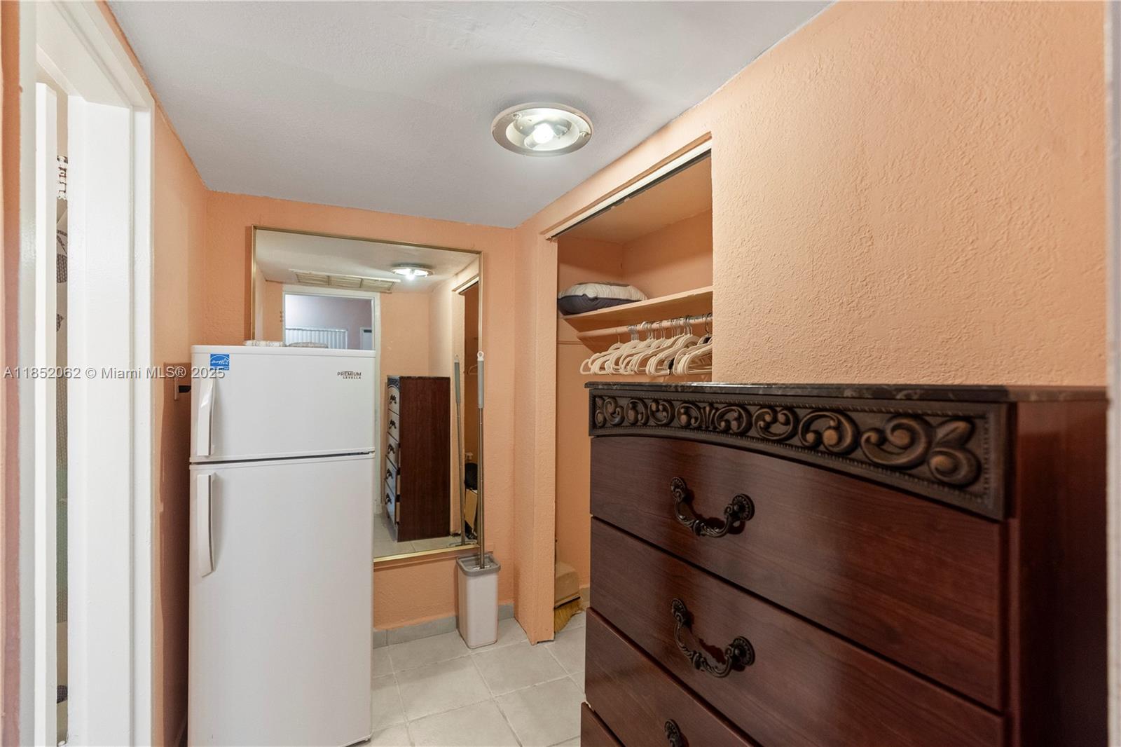 26 Diplomat Pkwy # 2356