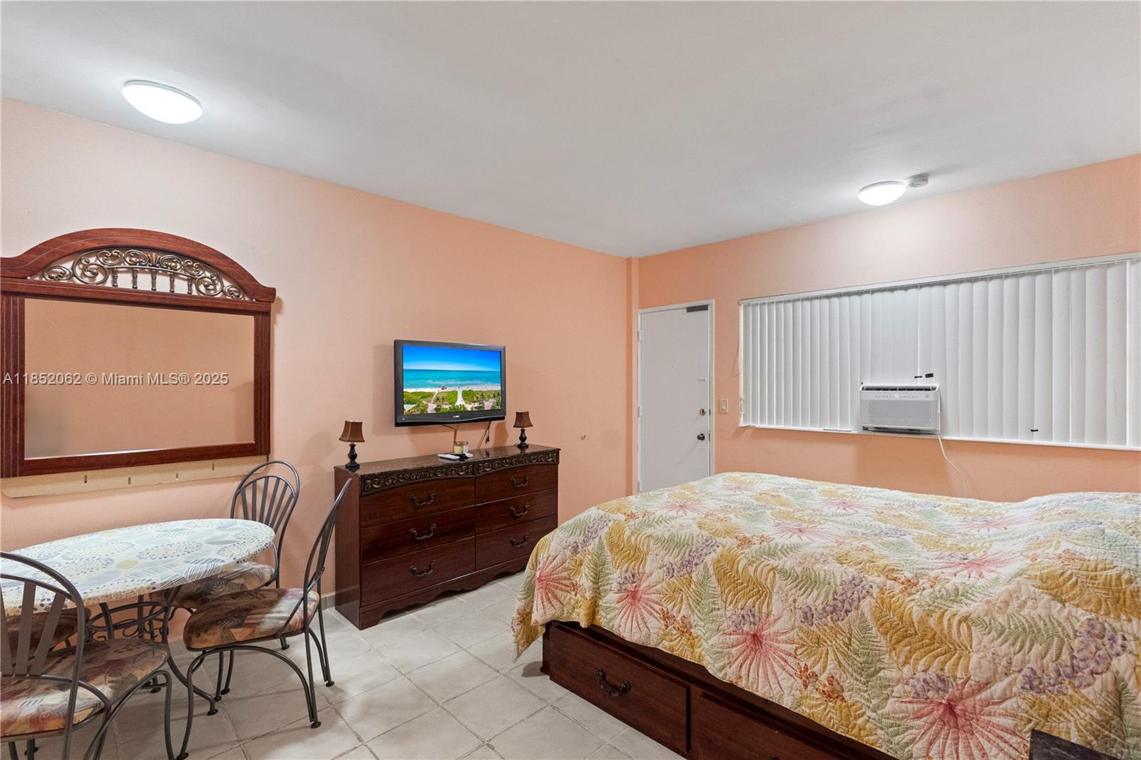 26 Diplomat Pkwy # 2356