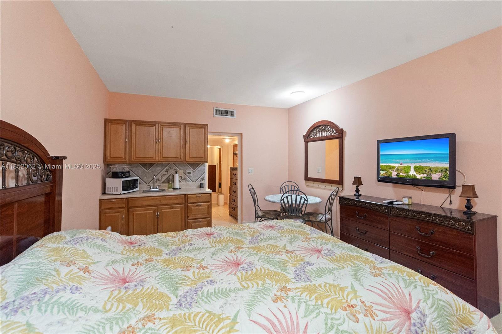 26 Diplomat Pkwy # 2356