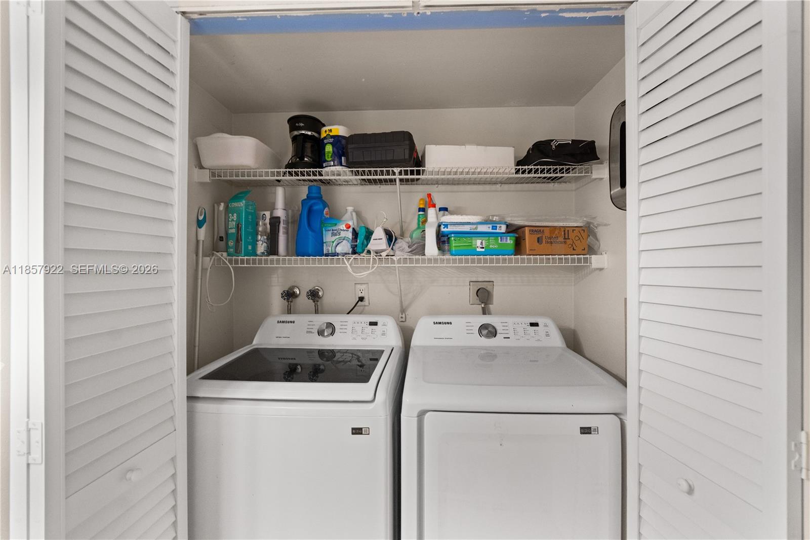 3600 Mystic Pointe Dr # 1616