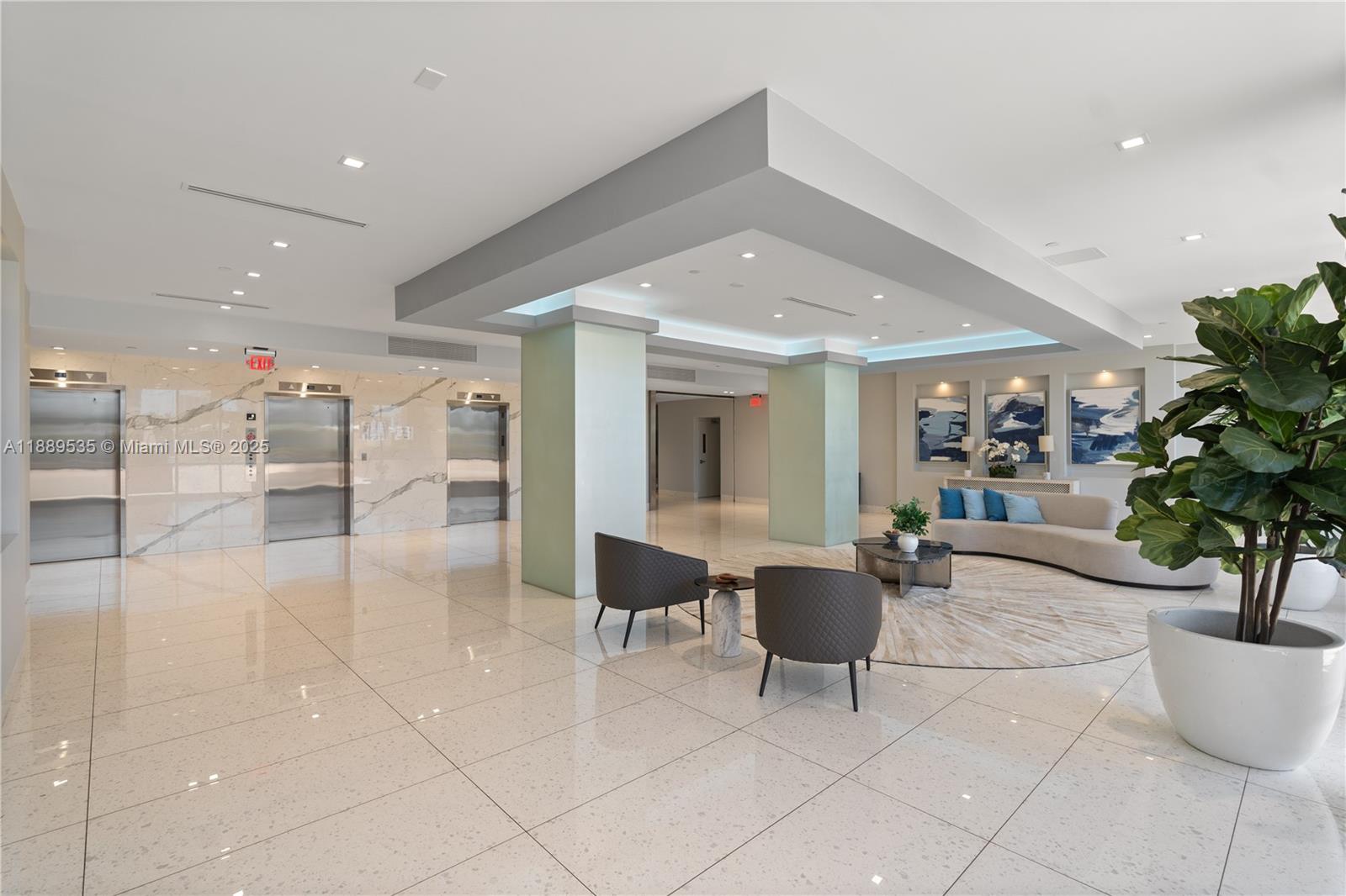 20301 W Country Club Dr # 829