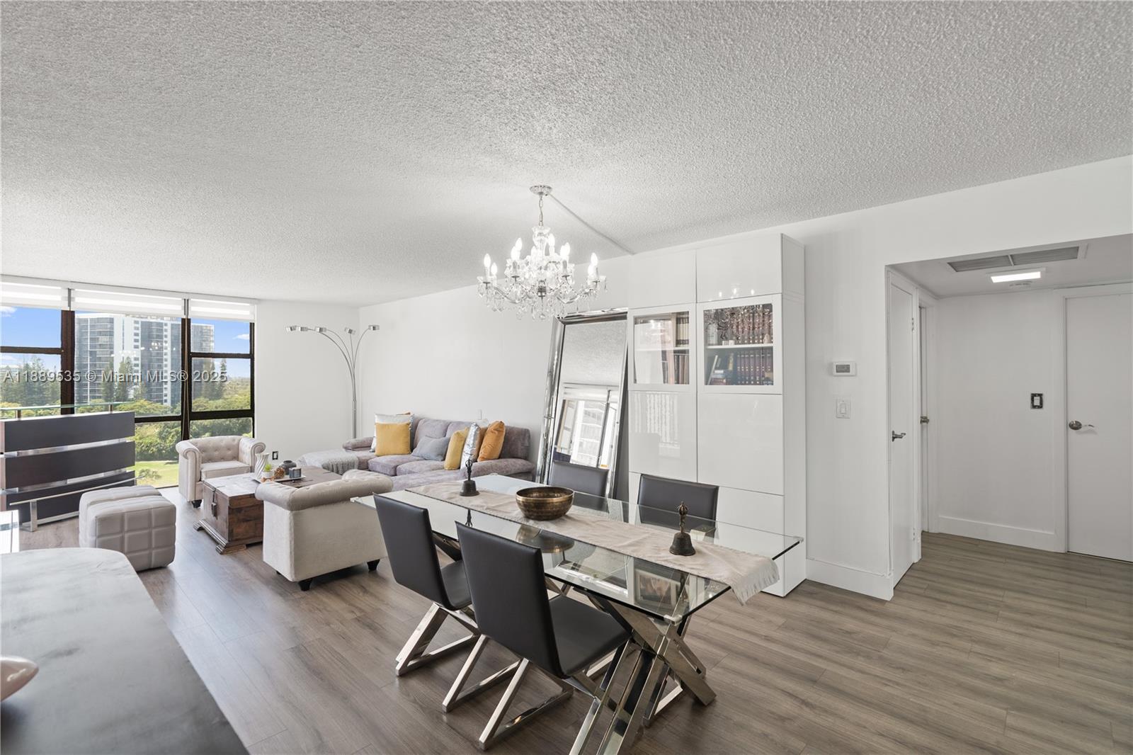 20301 W Country Club Dr # 829